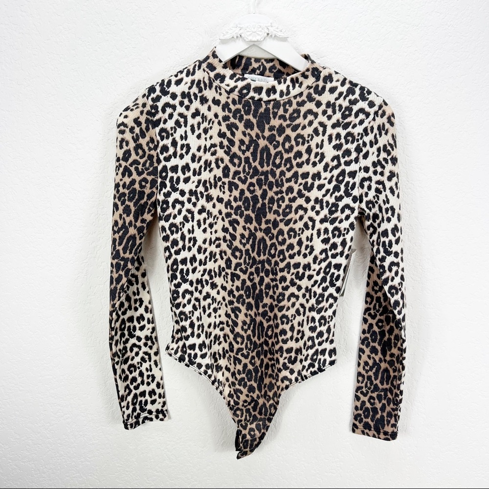 Abound Tan Leopard Long Sleeve Bodysuit Ribbed Small S NWT